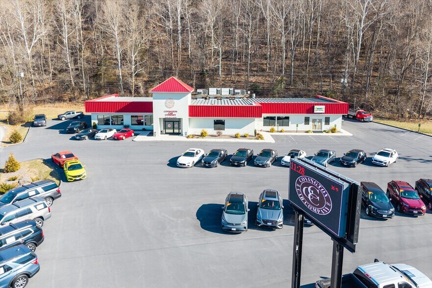 More Photos Of 912 Valley Ridge Rd, Covington General Retail For Sale