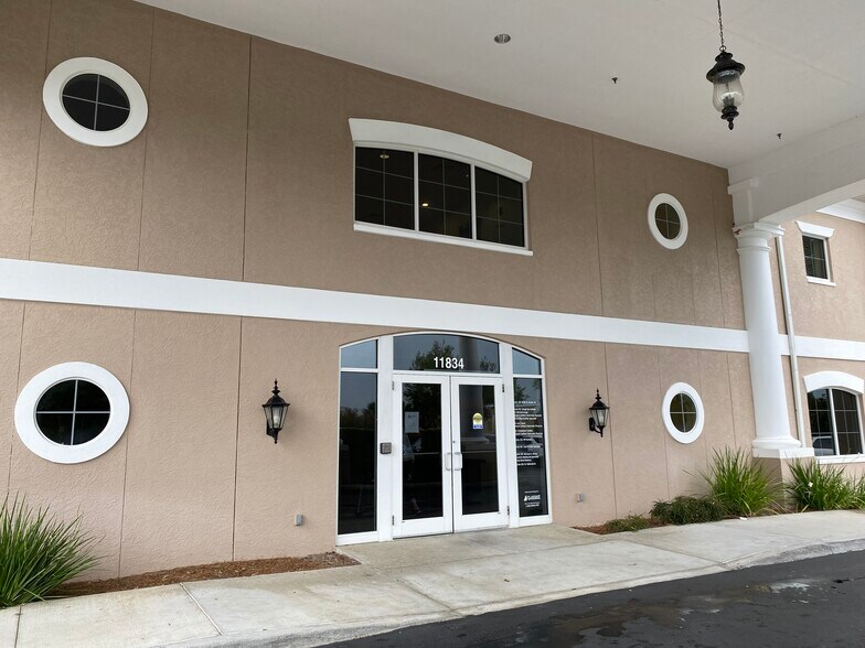 More Photos Of 11834 CR 101, The Villages Medical For Lease