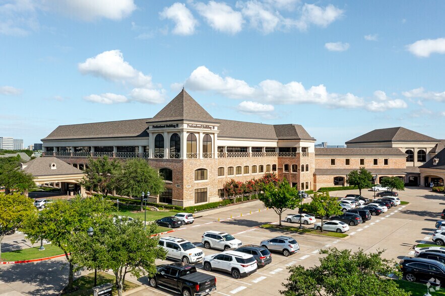 More Photos Of 5757 Warren Pky, Frisco Medical For Lease