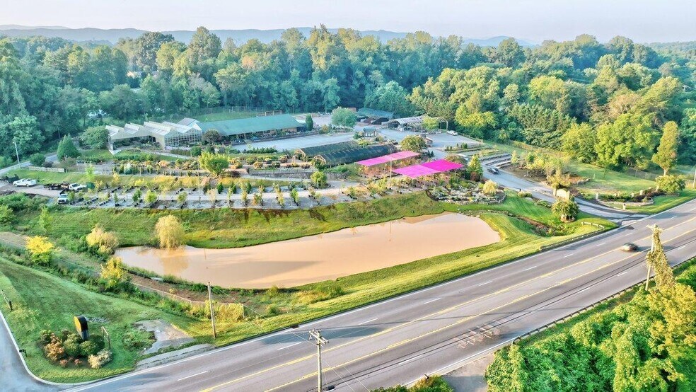 More Photos Of 2928 US Highway 411 S, Maryville Land For Lease