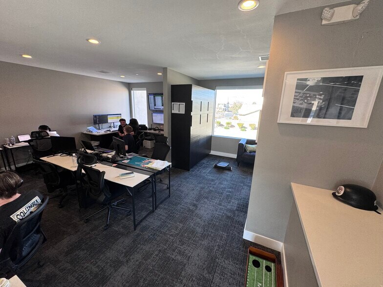 More Photos Of 7336 W Post Rd, Las Vegas Loft Creative Space For Lease