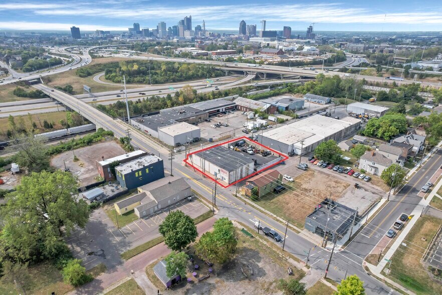 More Photos Of 771 St. Clair Ave, Columbus Warehouse For Lease