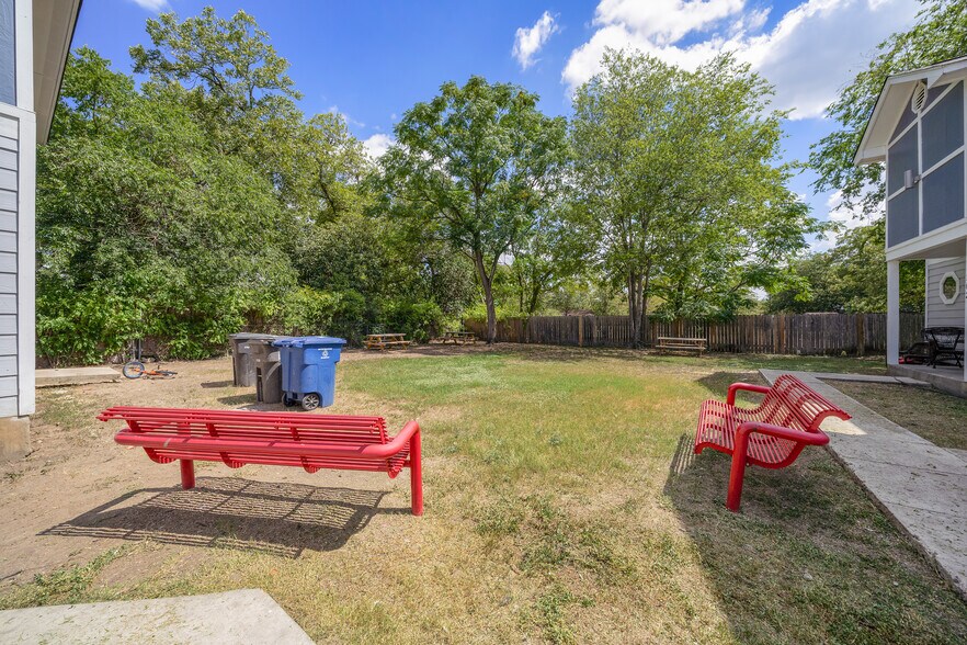 More Photos Of 414 Cupples Rd, San Antonio Apartments For Sale