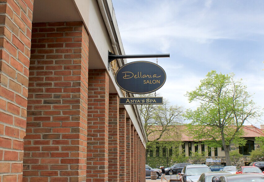 More Photos Of 1833-1853 Massachusetts Ave, Lexington General Retail For Sale