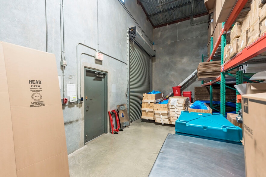 More Photos Of 3900-3908 NW 126th Ave, Coral Springs Warehouse For Sale