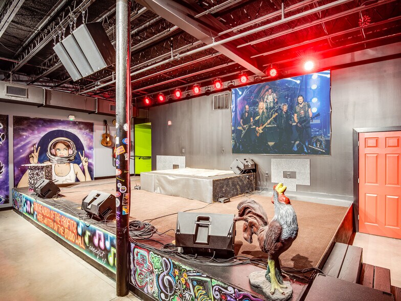 More Photos Of 334 W Main Ave, Gastonia Restaurant For Sale