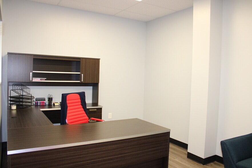 More Photos Of 6456 Cunningham Rd, Houston Industrial For Lease