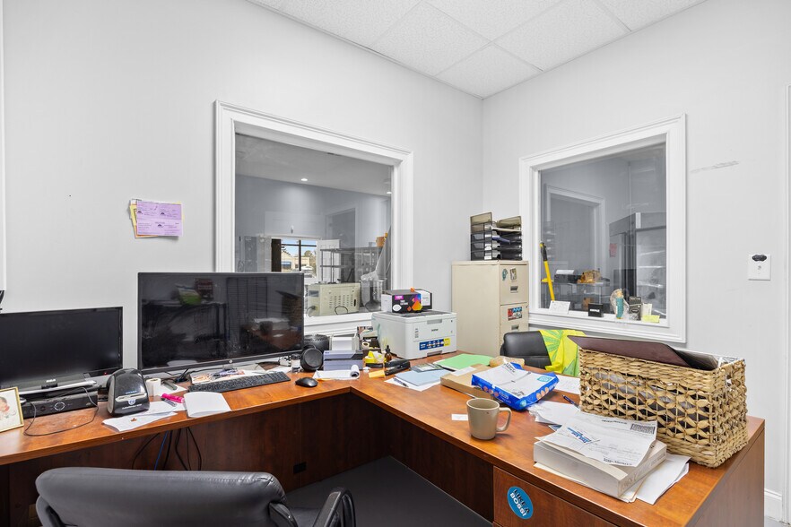 More Photos Of 11871 Plaza Dr, Murrells Inlet Office For Lease