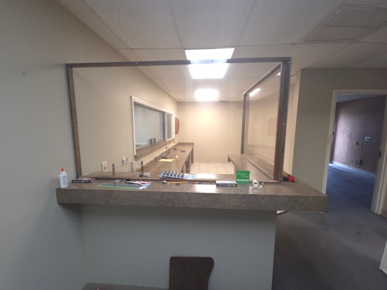 More Photos Of 3100 S Elm Pl, Broken Arrow Medical For Lease