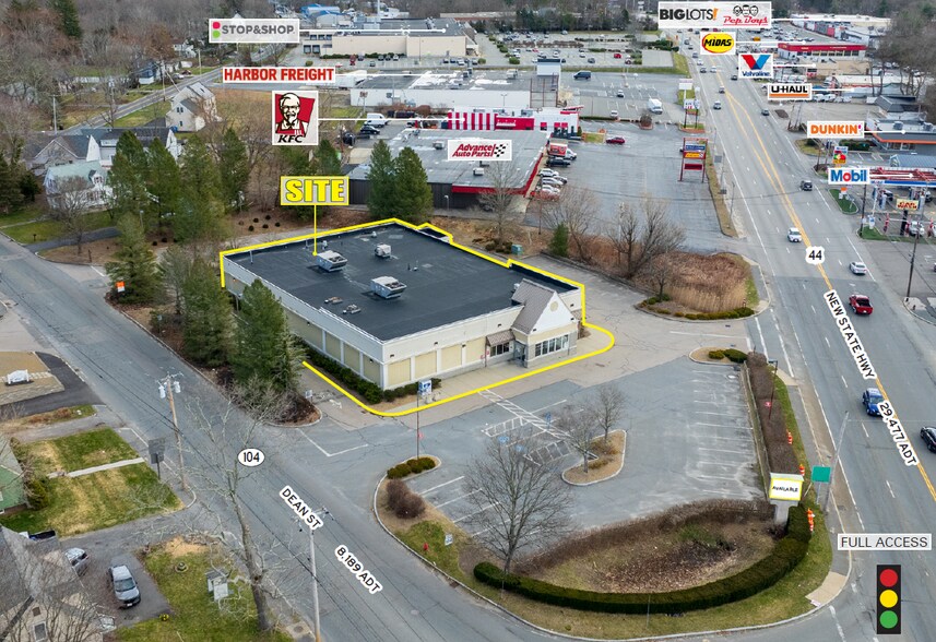 More Photos Of 175 Dean St, Taunton Drugstore For Lease