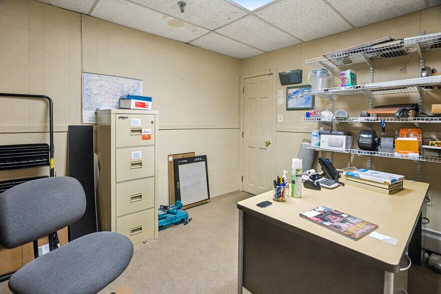 More Photos Of 223 Winthrop Ave, Lawrence Industrial For Sale