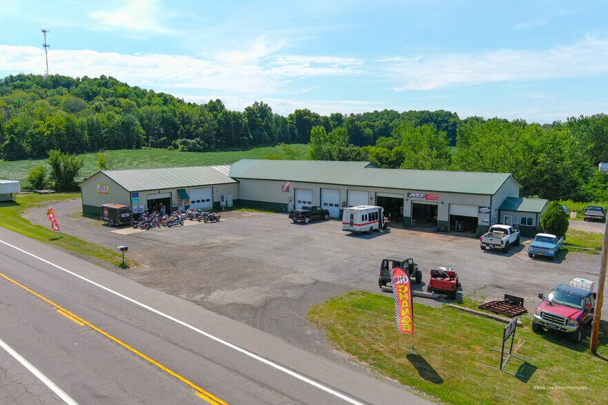 More Photos Of 10277 State Route 34, Weedsport Service For Lease