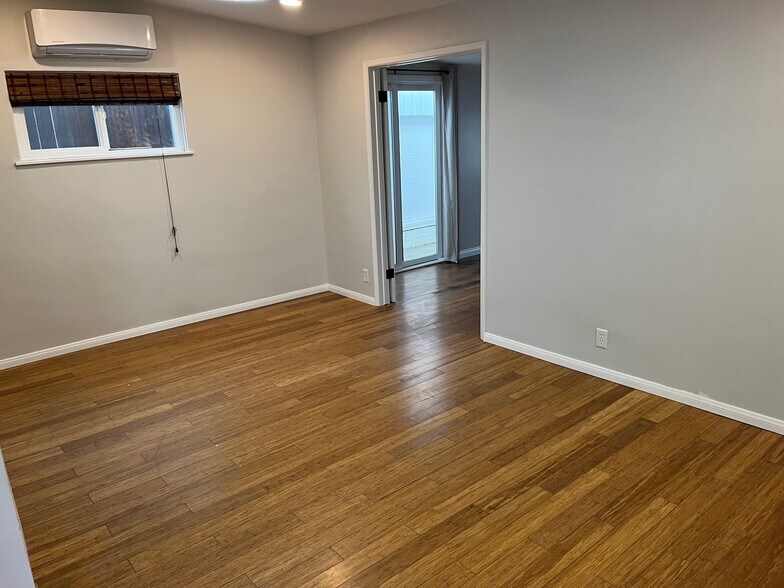 More Photos Of 135 Avenida Granada, San Clemente Medical For Sale