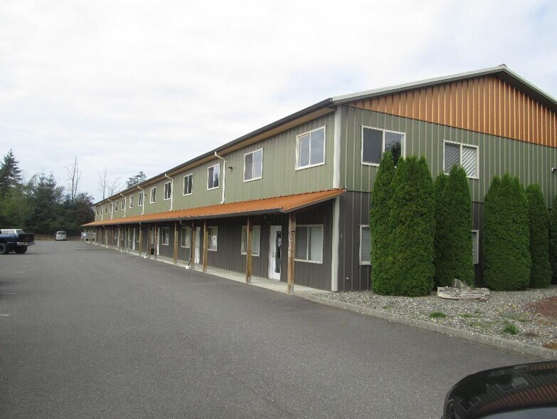 More Photos Of 2693 Delta Ring Rd, Ferndale Warehouse For Lease