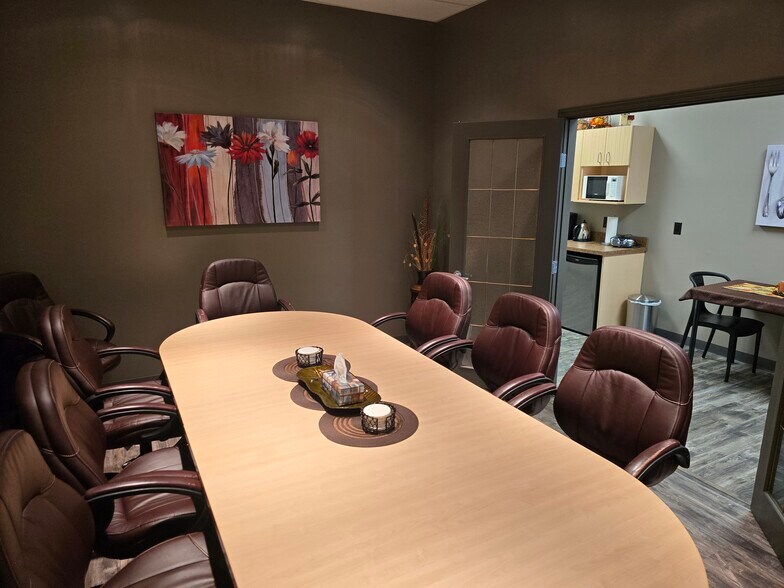 More Photos Of 5108 52 St, Red Deer Storefront Retail Office For Sale