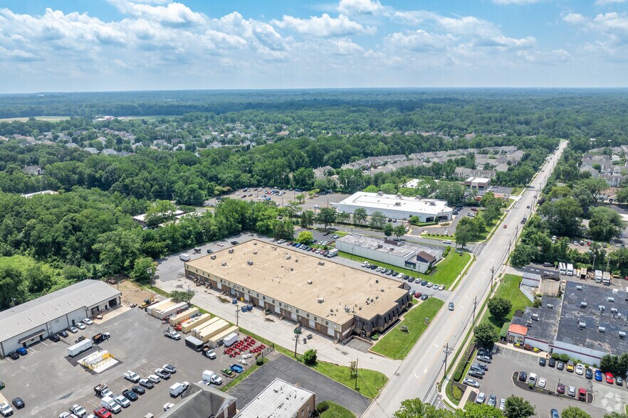 More Photos Of 1165 Marlkress Rd, Cherry Hill Distribution For Lease