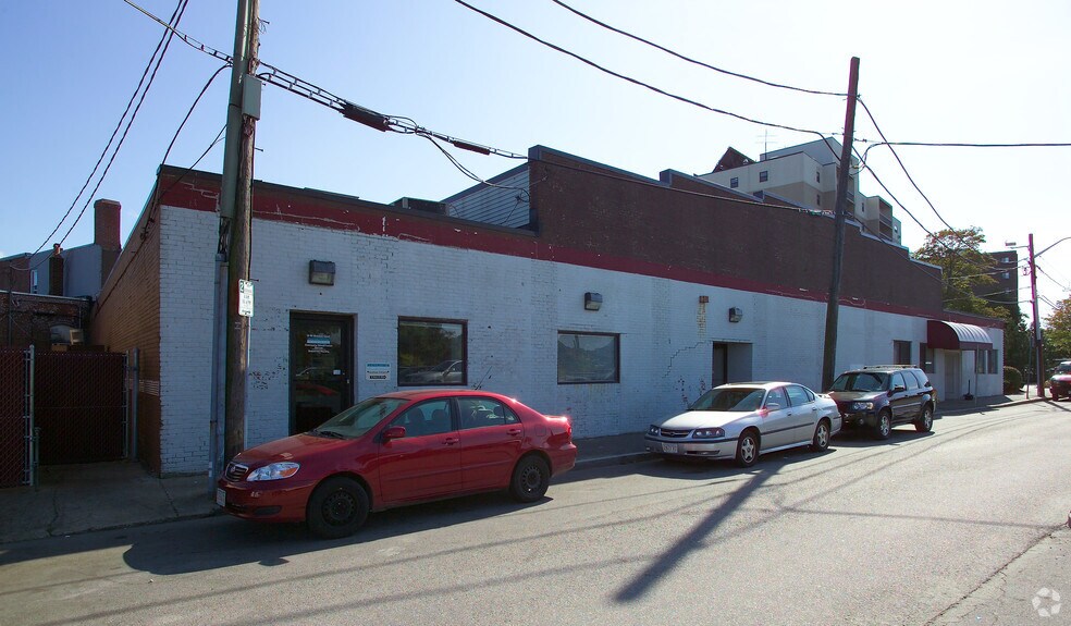 More Photos Of 8-10 Hancock Ct, Quincy Medical For Lease