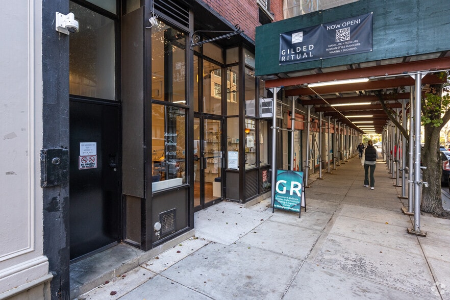 More Photos Of 147-149 Reade St, New York Apartments For Lease