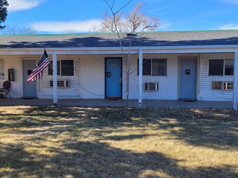 More Photos Of 1404 & 1420 Rodeo Rd, North Platte Apartments For Sale