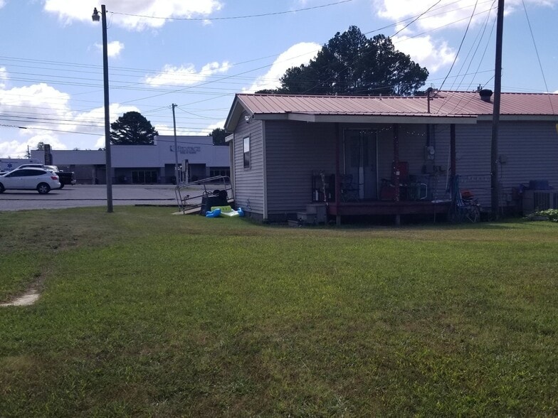 More Photos Of 1331 Highway 100, Centerville Restaurant For Sale