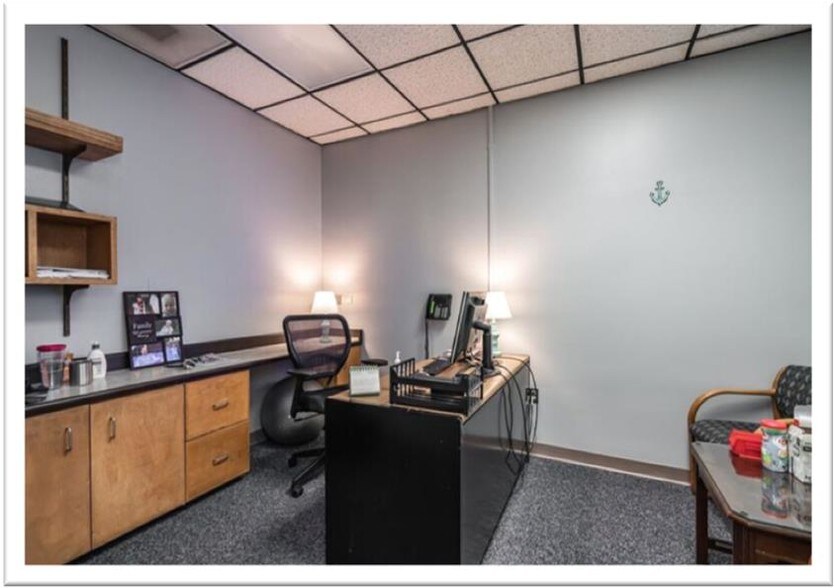 More Photos Of 1020 Grove Rd, Greenville Medical For Lease