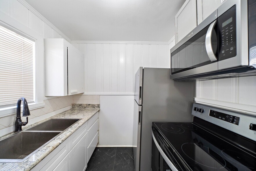 More Photos Of 2115 Broadway St, Galveston Apartments For Sale