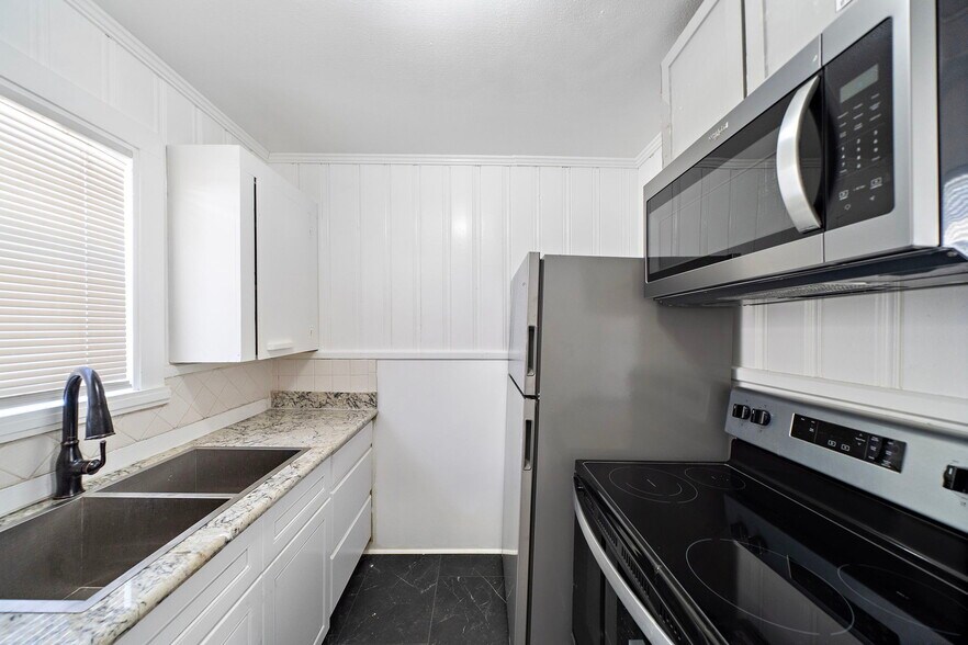 More Photos Of 2115 Broadway St, Galveston Apartments For Sale