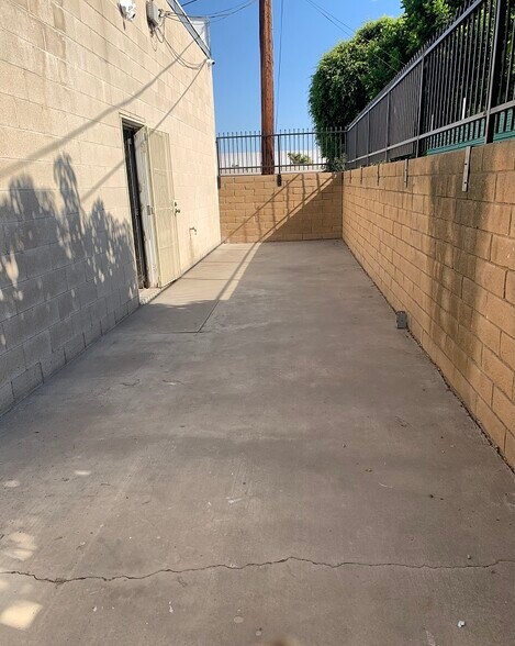 More Photos Of 11730 Beach Blvd, Stanton Auto Repair For Lease