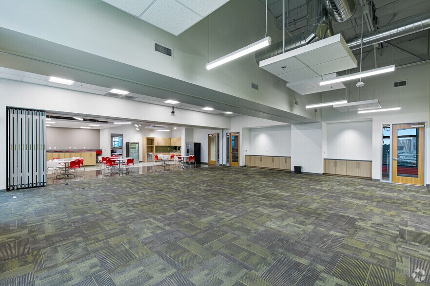 More Photos Of 5475 S Decatur Blvd, Las Vegas Research And Development For Lease