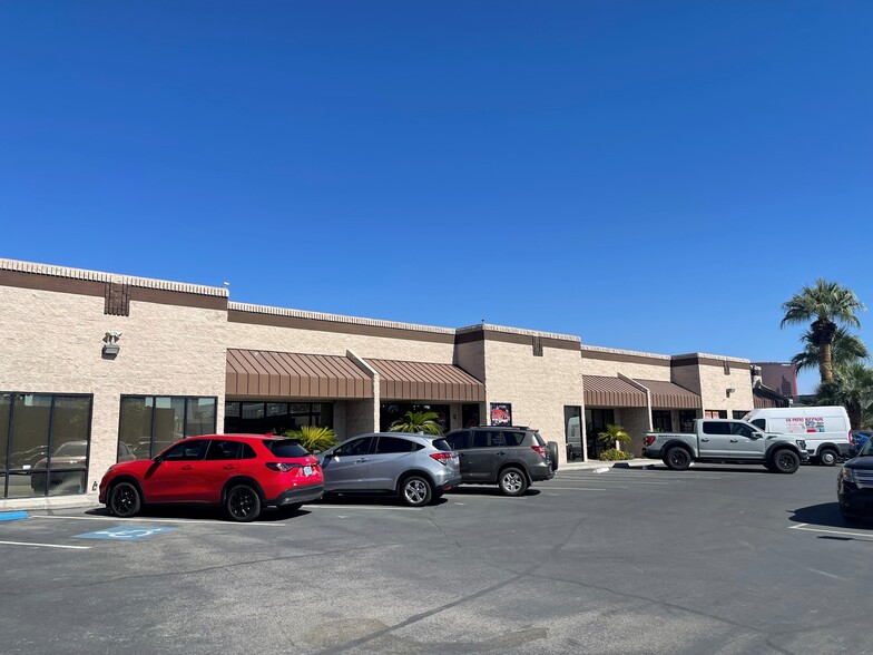 Primary Photo Of 3370 Pinks Pl, Las Vegas Showroom For Lease