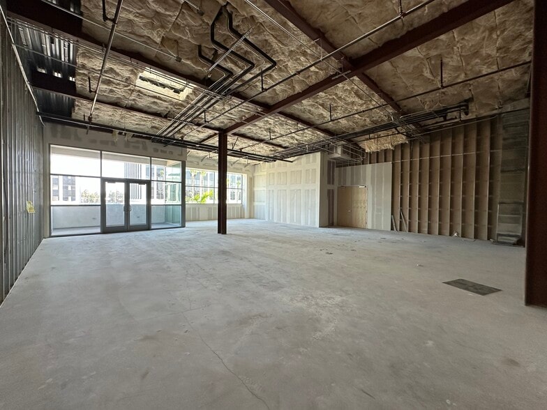 More Photos Of 4625-4635 Admiralty Way, Marina Del Rey Unknown For Lease