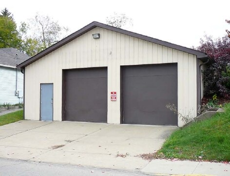 More Photos Of 430 Harmony Way, Harmony Auto Dealership For Lease