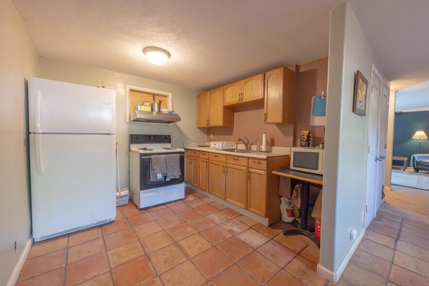 More Photos Of 103 W Ryus St, La Veta Hotel For Sale