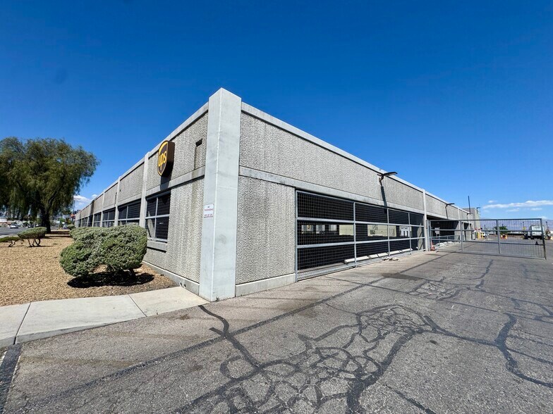 More Photos Of 740 N Martin Luther King Blvd, Las Vegas Distribution For Sale