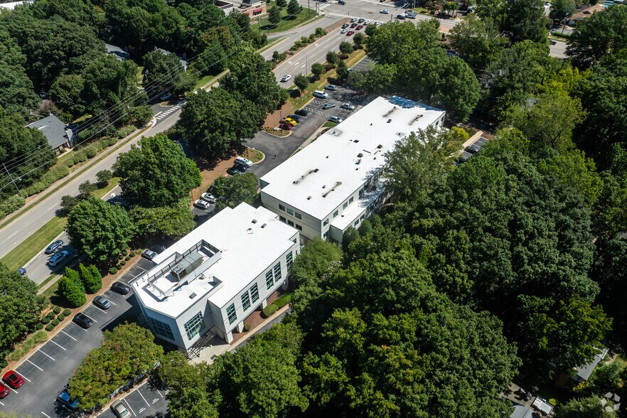 More Photos Of 105 SW Cary Pky, Cary Medical For Lease