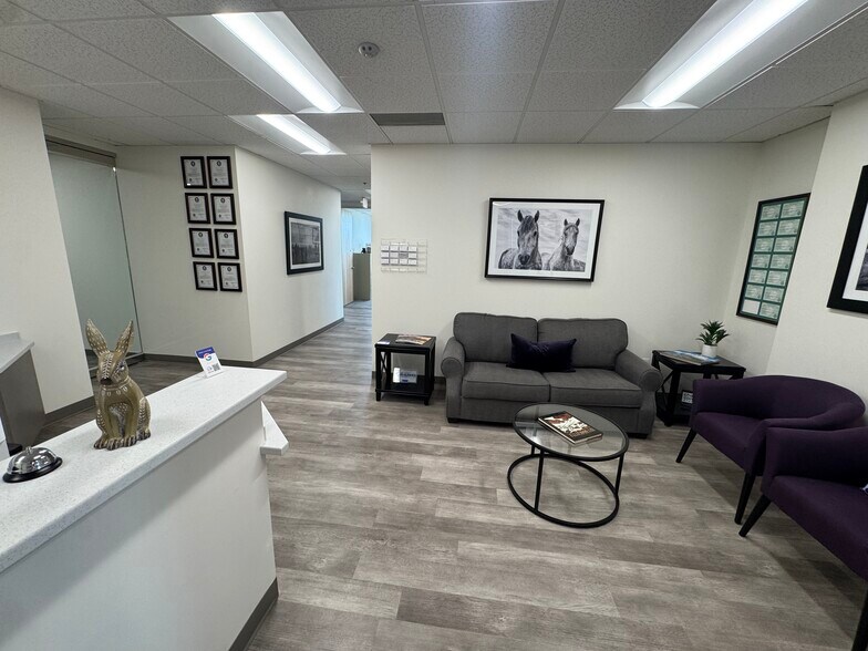 More Photos Of 5011 Meadowood Mall Cir, Reno Office For Lease
