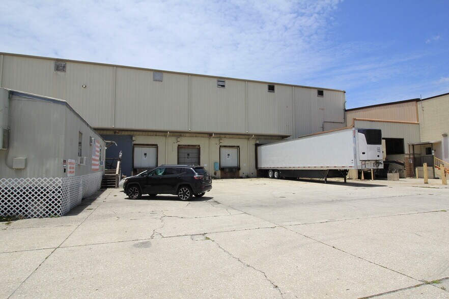 More Photos Of 5160 N 140th Ave, Clearwater Warehouse For Sale