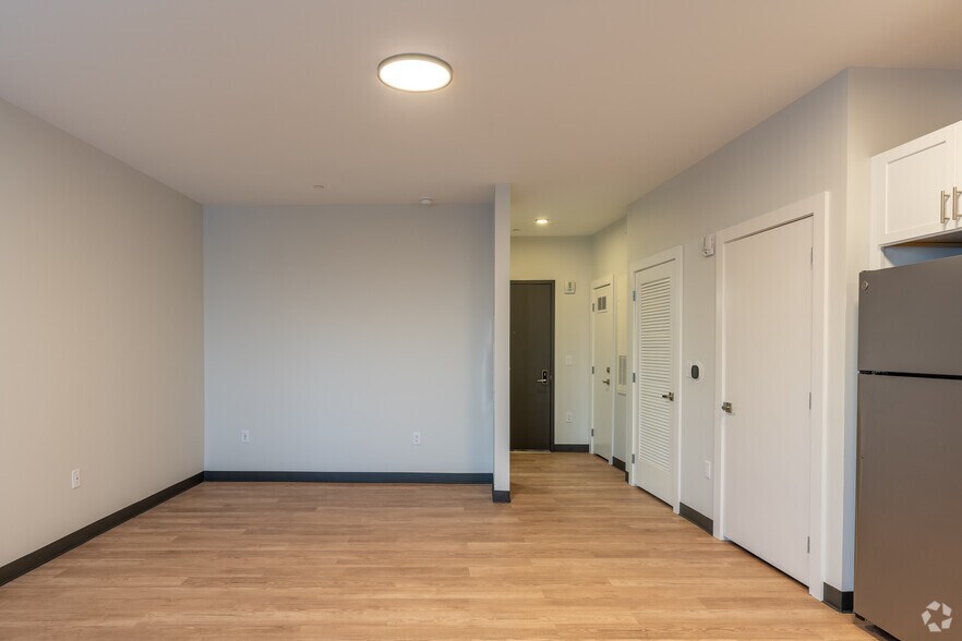 More Photos Of 222 Canal St, New Haven Apartments For Lease