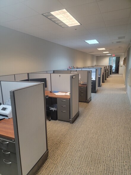 More Photos Of 2855 Marconi Dr, Alpharetta Flex For Lease