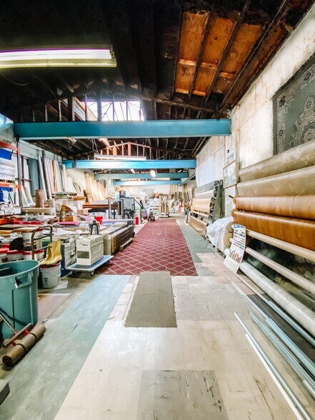 More Photos Of 631 4th Ave, Elizabeth Warehouse For Lease