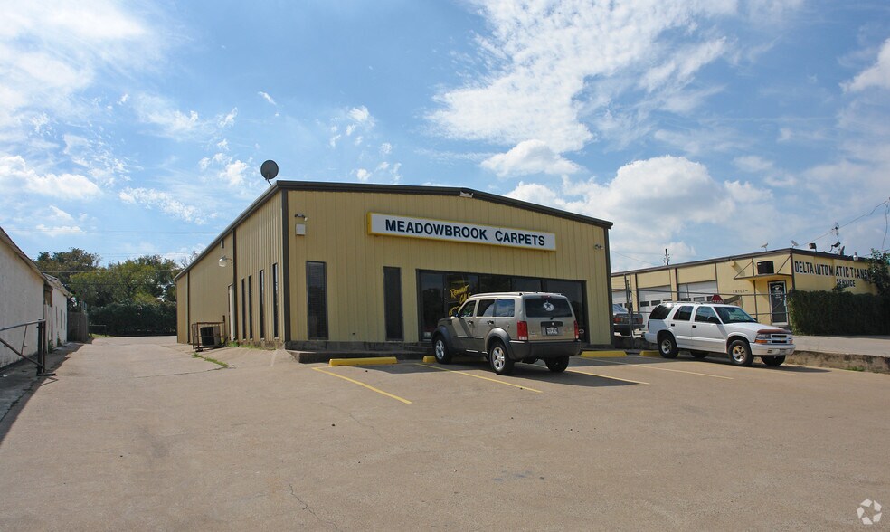 Primary Photo Of 5928 E Lancaster Ave, Fort Worth Freestanding For Lease