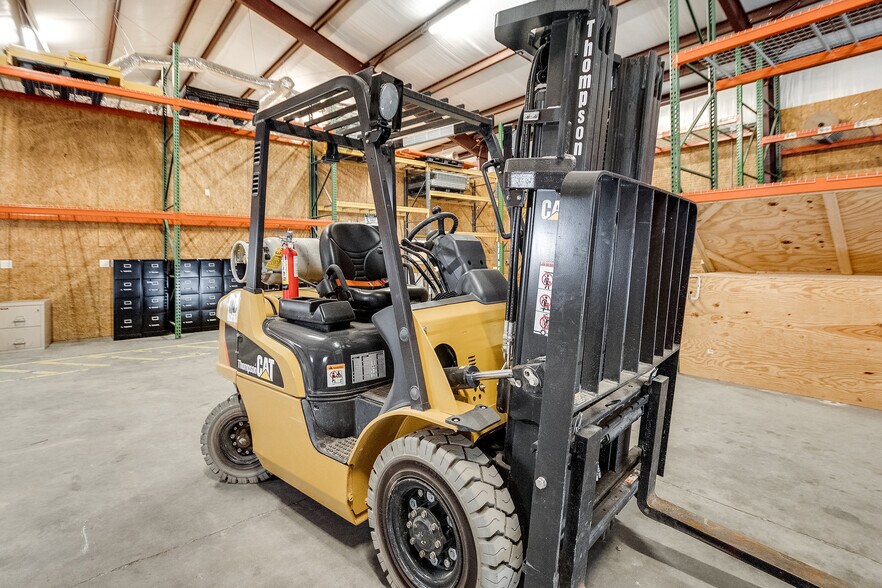 More Photos Of 4295 Brogdon Exchange, Suwanee Warehouse For Sale