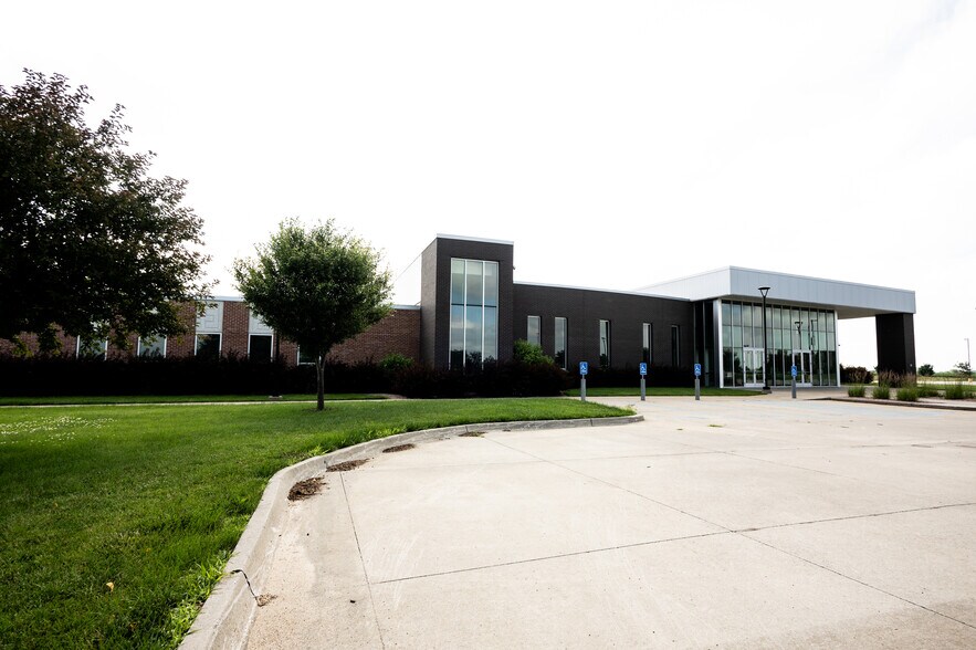 More Photos Of 4215 Highway 146, Grinnell Theater Concert Hall For Sale