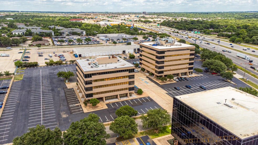 More Photos Of 305 NE Loop 820, Hurst Office For Lease
