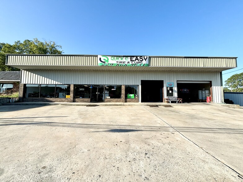 Primary Photo Of 57 W Oak St, Mc Rae Helena Auto Repair For Sale