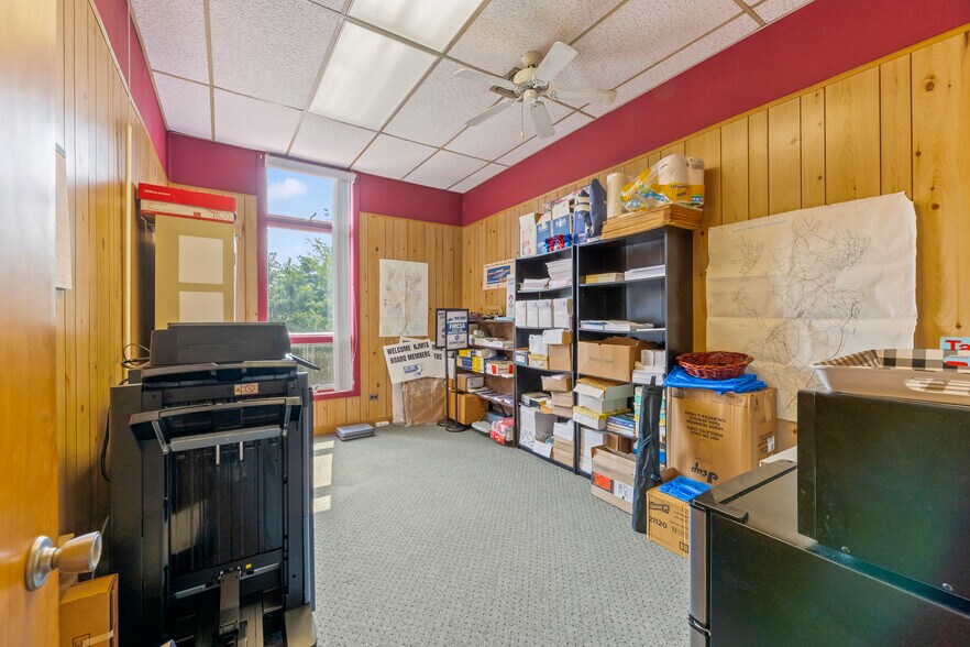 More Photos Of 160 Tices Ln, East Brunswick Office For Sale