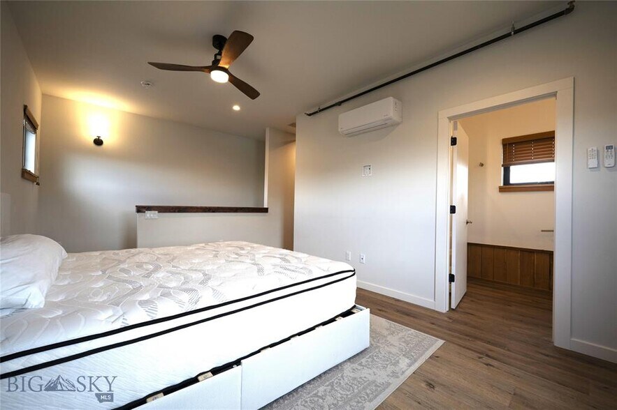 More Photos Of 924 E Park St, Livingston Apartments For Sale