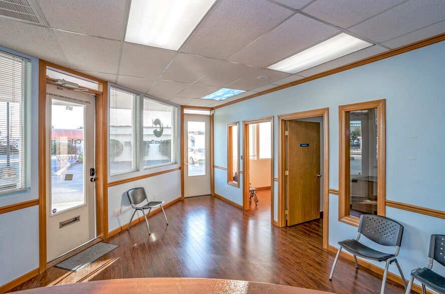 More Photos Of 9124 Gravelly Lake Dr SW, Lakewood Office For Sale