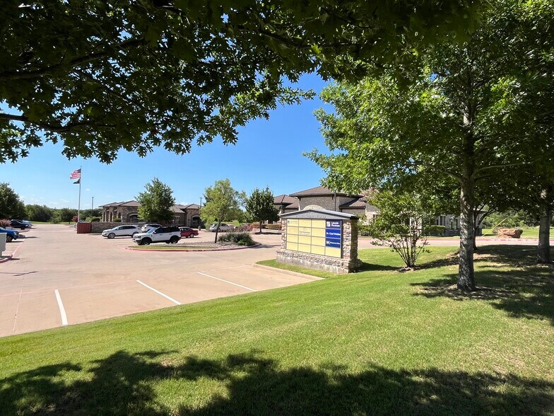 More Photos Of 1220 Paluxy Medical Cir, Granbury Medical For Sale