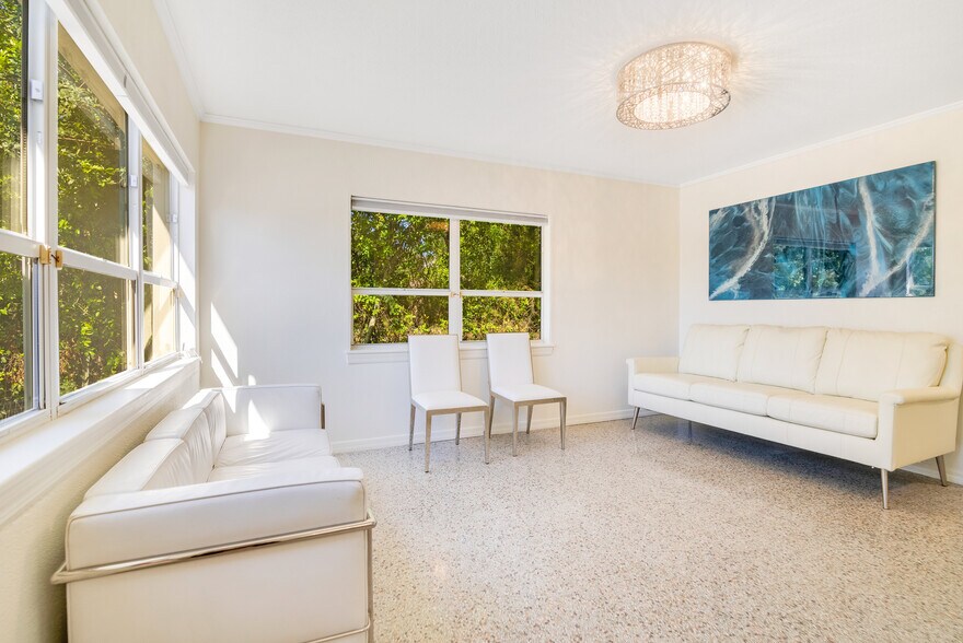 More Photos Of 4749 Hargrave St, Orlando Medical For Sale